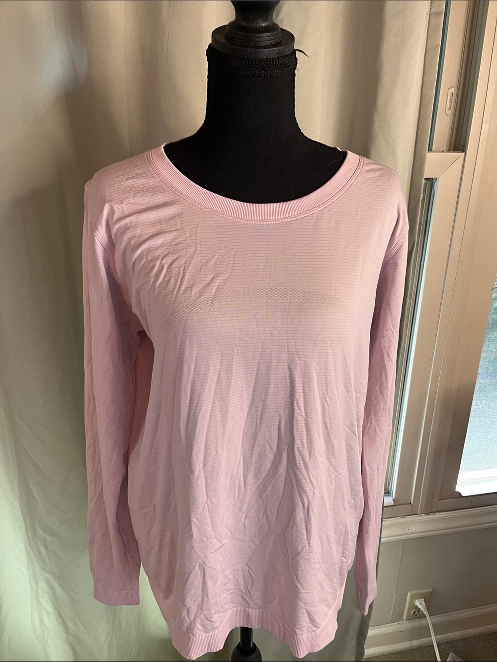 Lululemon Women's Long-Sleeve Crewneck Top - Light Pink Size 10